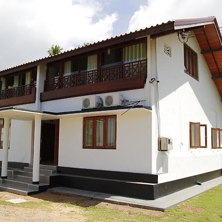 Acquabey Surf Villa มาตารา ภายนอก รูปภาพ